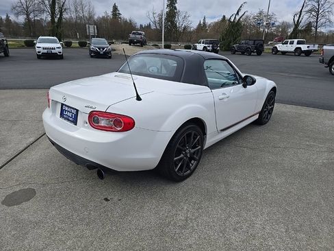 Used 2013 MAZDA MX-5 Miata Club image 13