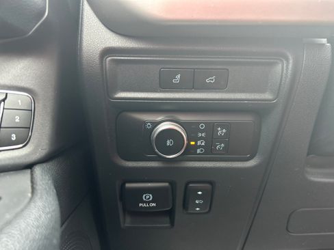 Used 2022 Ford Expedition XLT AWD/4WD image 15