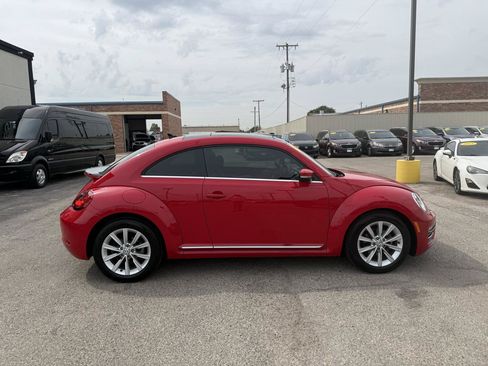Used 2019 Volkswagen Beetle 2.0T SE FWD image 5