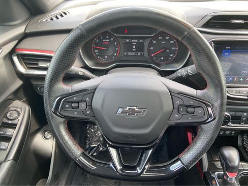 Used 2022 Chevrolet TrailBlazer RS w/ Sun and Liftgate Package AWD/4WD image 19