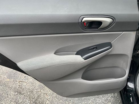Used 2010 Honda Civic LX image 23