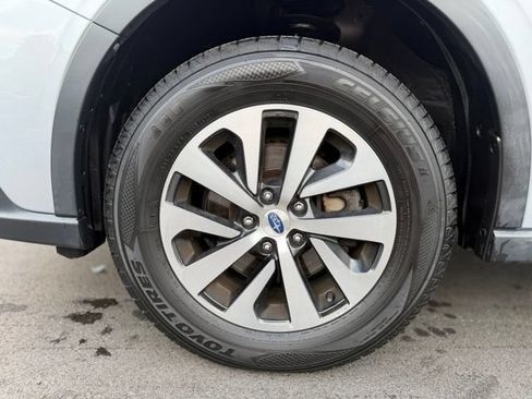 Used 2021 Subaru Outback Premium AWD/4WD image 28