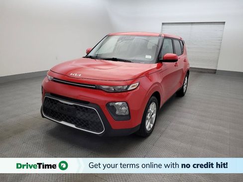 Used 2022 Kia Soul LX w/ Technology Package FWD image 1
