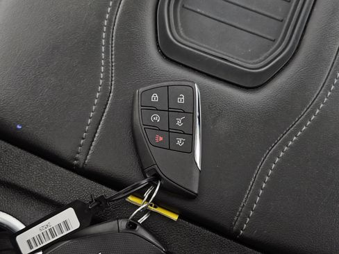 Used 2022 Chevrolet Tahoe Z71 w/ Luxury Package image 34