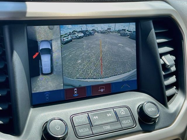 Used 2019 GMC Acadia Denali w/ Technology Package AWD/4WD image 11