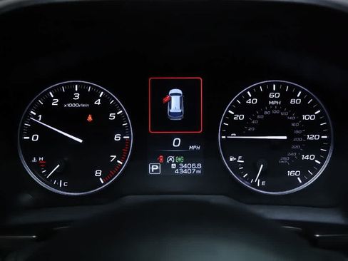 Used 2024 Subaru Outback Limited AWD/4WD image 25