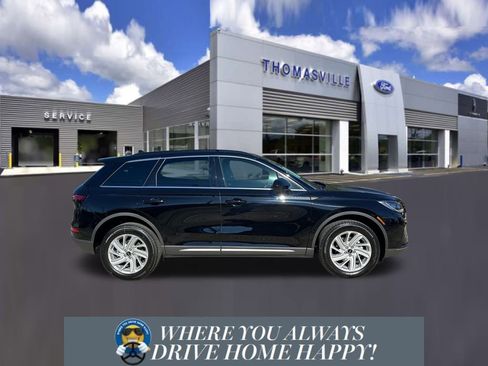 New 2026 Lincoln Corsair Premiere image 2