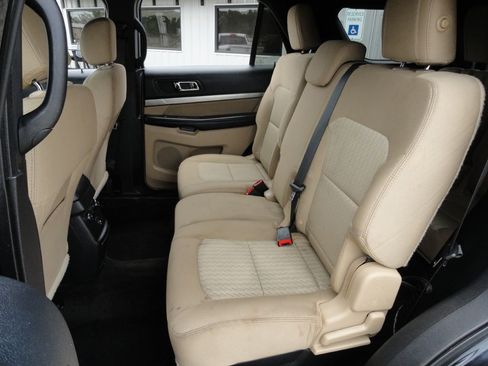 Used 2016 Ford Explorer 4WD image 11