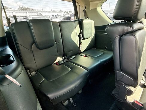 Used 2023 Nissan Armada SL image 31