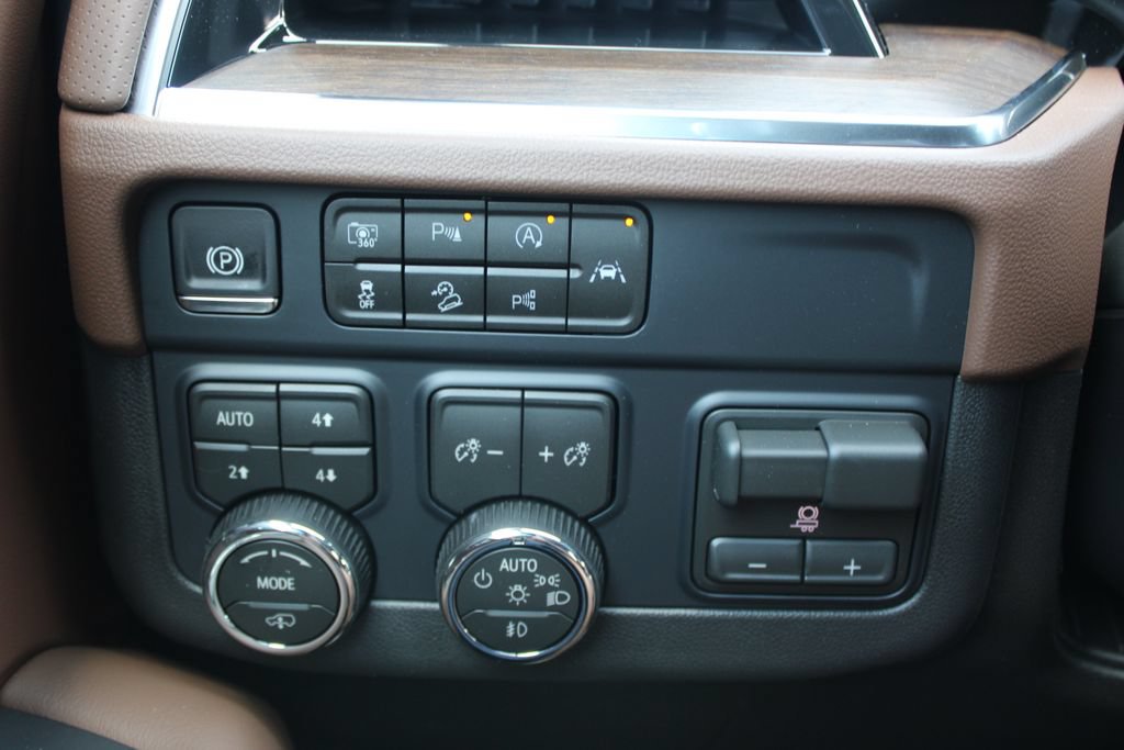 New 2026 Chevrolet Tahoe High Country AWD/4WD image 45
