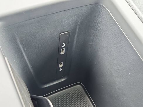 New 2026 Volkswagen Tiguan SE R-Line AWD/4WD image 11