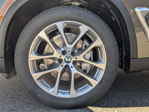 New 2026 BMW X5 xDrive40i w/ Premium Package image 10