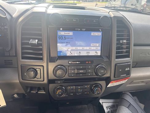 Used 2021 Ford F250 XL w/ Power Equipment Group RWD image 16