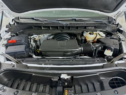 Used 2024 GMC Yukon SLT image 35