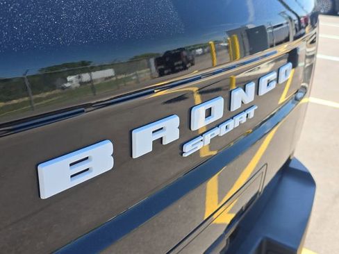 Certified 2023 Ford Bronco Sport Outer Banks w/ Tech Package AWD/4WD image 7