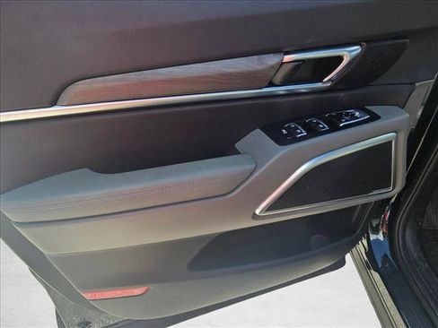 Used 2023 Kia Telluride EX X-Line AWD/4WD image 11