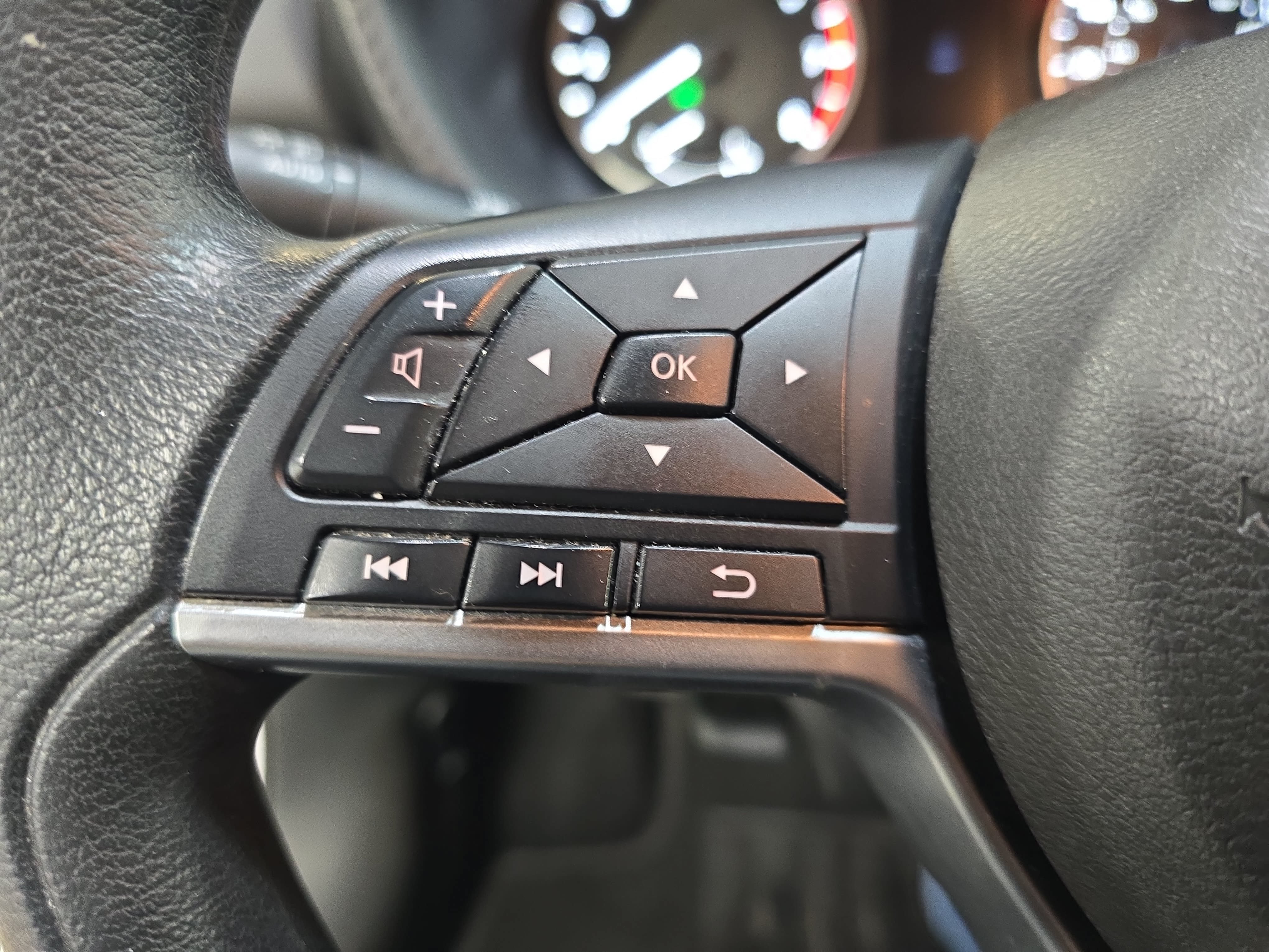 Used 2021 Nissan Sentra S FWD image 14