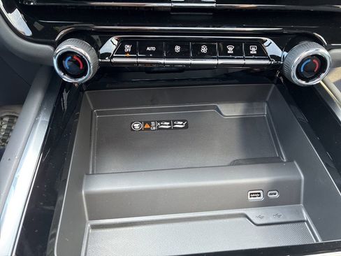 New 2026 Chevrolet Tahoe Z71 w/ Comfort Package image 11