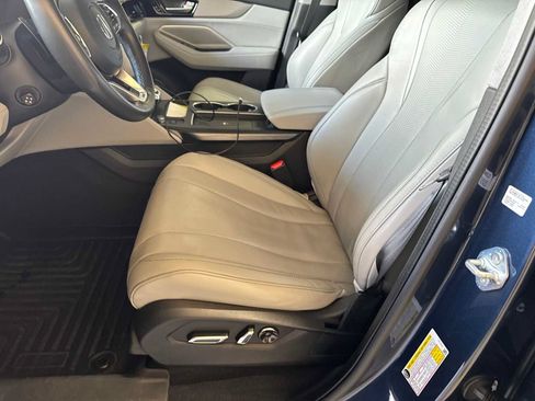Used 2025 Acura MDX SH-AWD w/ Technology Package image 7