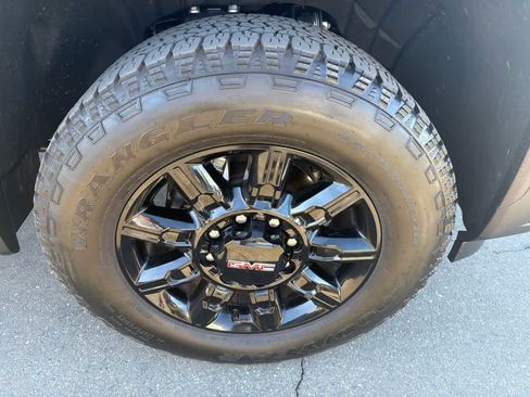 Used 2026 GMC Sierra 2500 AT4 AWD/4WD image 20