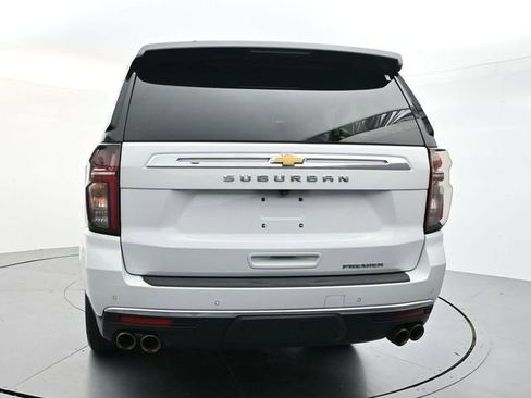 Used 2023 Chevrolet Suburban Premier image 7