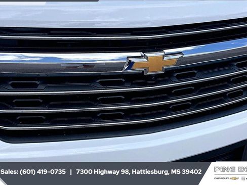 New 2026 Chevrolet Traverse LT w/ Driver Confidence Package FWD image 22
