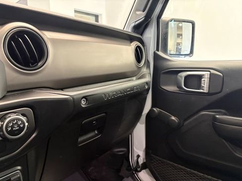 Used 2021 Jeep Wrangler Unlimited Sport AWD/4WD image 21