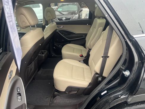 Used 2019 Hyundai Santa Fe XL image 15