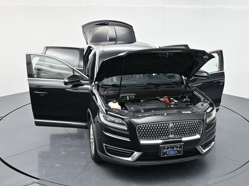 Used 2019 Lincoln Nautilus Premier image 53