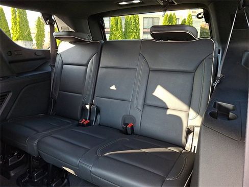 Certified 2024 GMC Yukon SLT image 11
