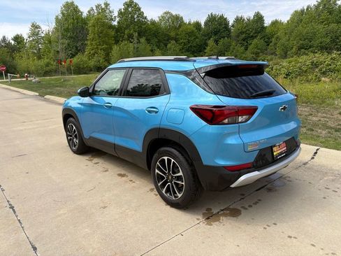 New 2026 Chevrolet TrailBlazer LT w/ Convenience Package FWD image 7