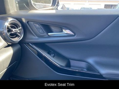 Used 2025 Chevrolet Equinox LT w/ Convenience Package II FWD image 21