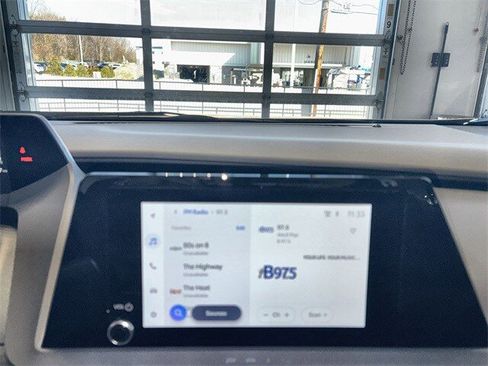 New 2026 Toyota Prius LE image 16