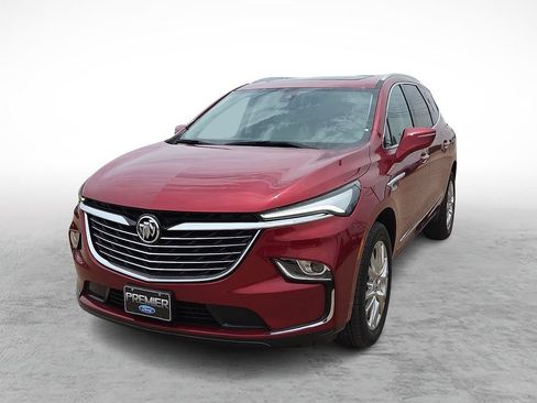 Used 2024 Buick Enclave Essence w/ Experience Buick Package FWD image 4