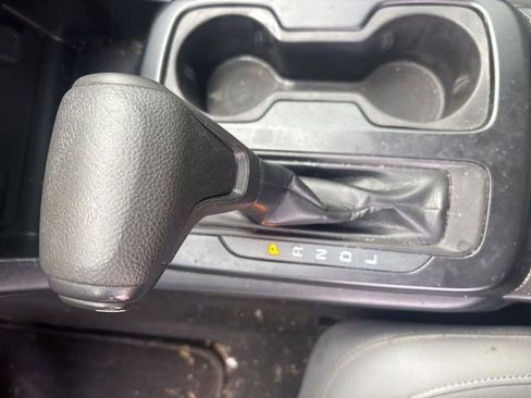 Used 2020 Chevrolet Colorado W/T w/ WT Convenience Package image 17