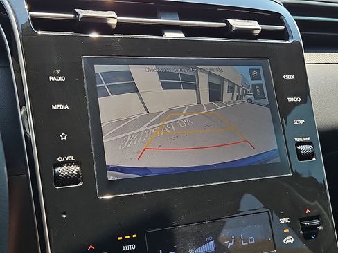 Certified 2024 Hyundai Tucson SEL AWD/4WD image 17