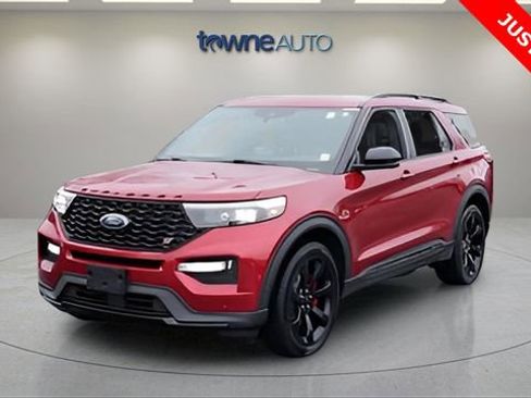 Used 2020 Ford Explorer ST w/ ST Street Pack image 2