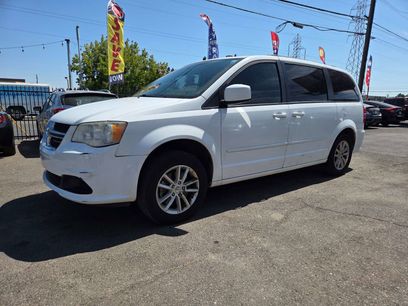 Used 2014 Dodge Grand Caravan SXT