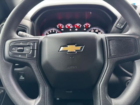 Used 2025 Chevrolet Silverado 1500 Custom AWD/4WD image 18