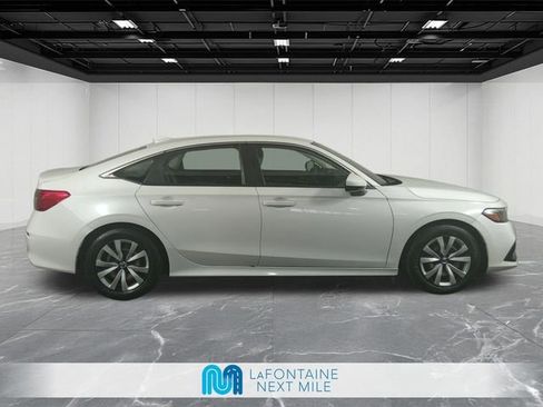 Used 2022 Honda Civic LX image 6