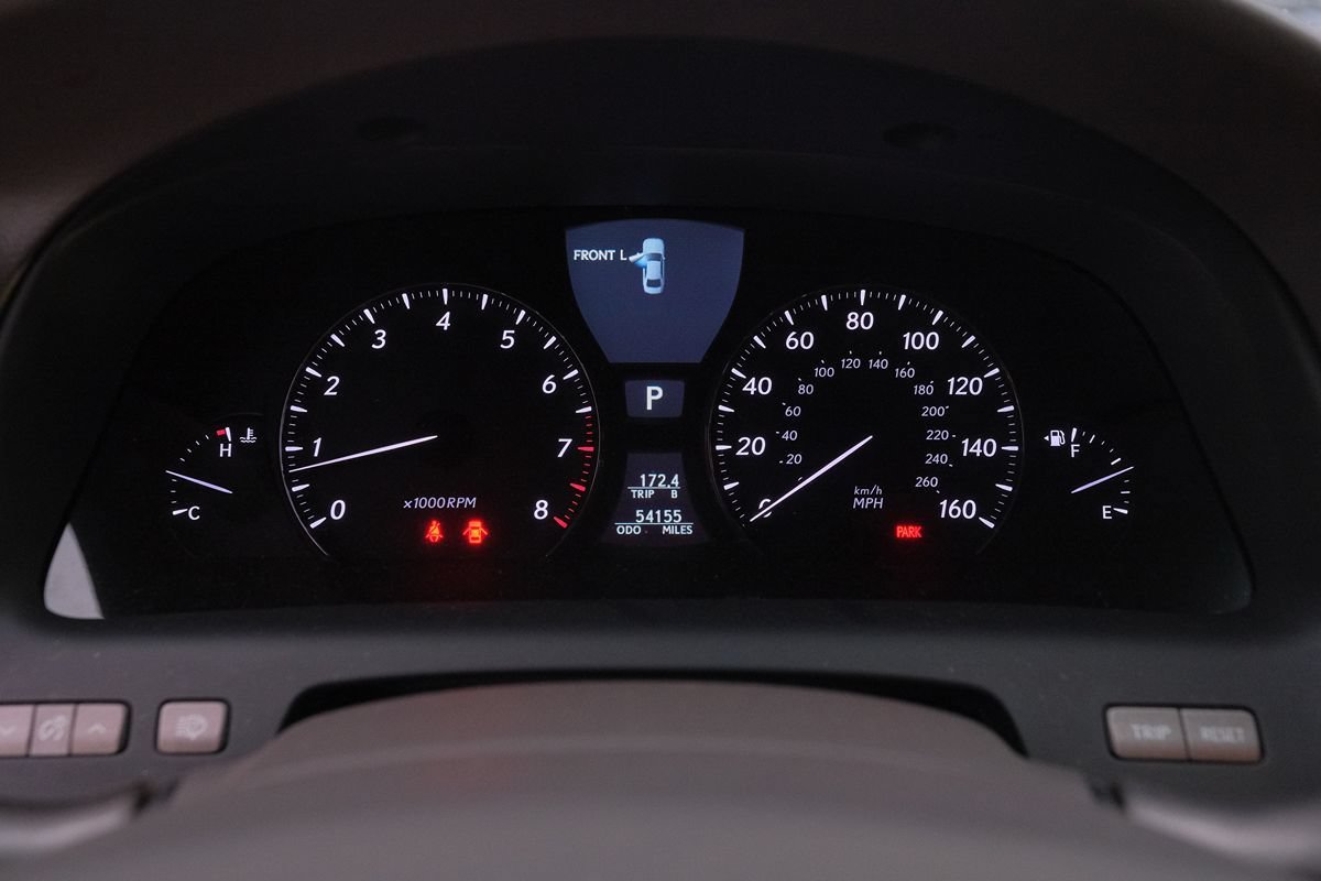 Used 2011 Lexus LS 460 w/ Comfort Pkg RWD image 18