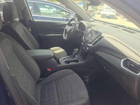 Used 2023 Chevrolet Equinox LT w/ LPO, Floor Liner Package AWD/4WD image 11