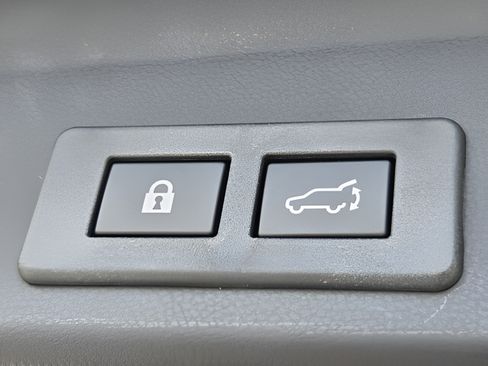 Used 2024 Subaru Ascent Touring AWD/4WD image 30