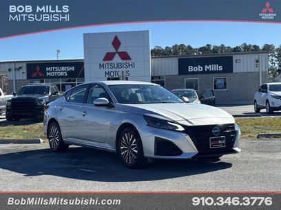 Used 2023 Nissan Altima 2.5 SV