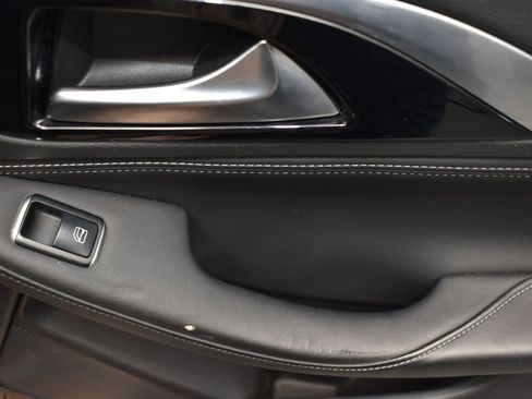 Used 2018 INFINITI QX30 Sport w/ Sport Leather Package image 19