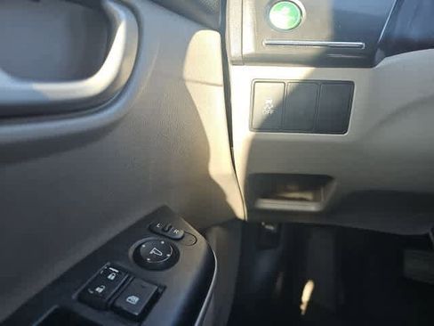 Used 2013 Honda Civic LX image 11