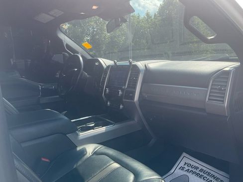 Used 2021 Ford F350 Platinum AWD/4WD image 11