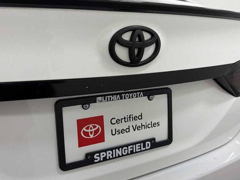 Used 2018 Toyota Camry SE FWD image 27