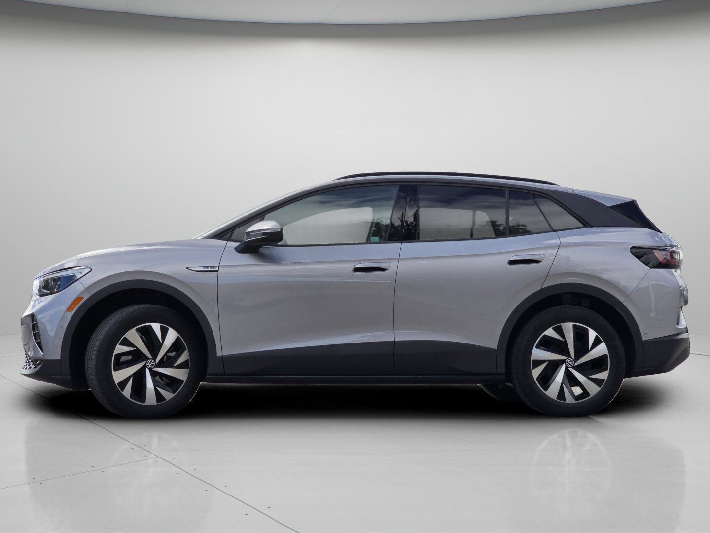 Used 2023 Volkswagen ID.4 Pro AWD/4WD image 19