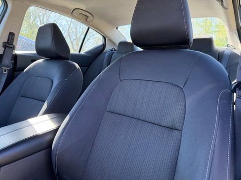 Used 2024 Nissan Altima 2.5 S image 11